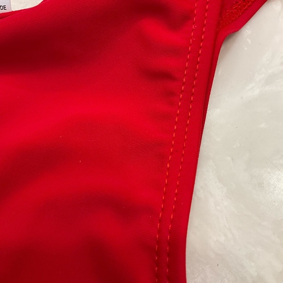 Bikini Two Piece, Red, Size M, NWOT, Removable Top Insert - Picture 16 of 16